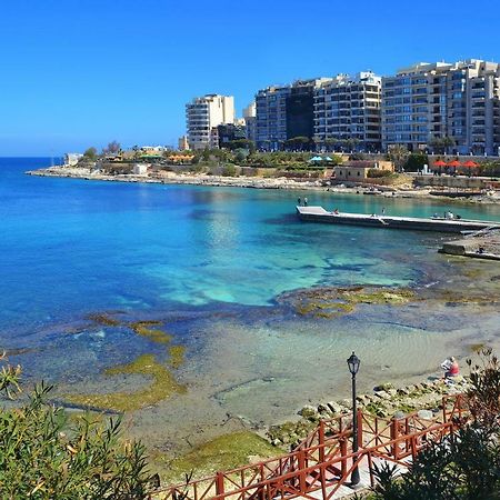 Stylish 2 Bedroom Apartment In An Amazing Location Sliema Kültér fotó